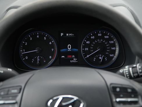 Used 2022 Hyundai Kona SEL AWD/4WD image 19