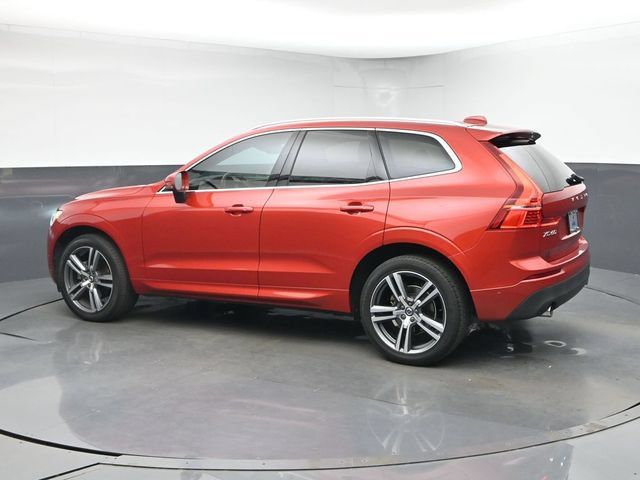 Used 2019 Volvo XC60 T5 Momentum w/ Multimedia Package FWD image 6