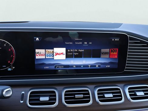 New 2026 Mercedes-Benz GLS 450 4MATIC image 24