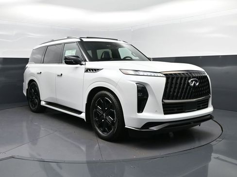New 2026 INFINITI QX80 4WD w/ Sport Exterior Package image 9