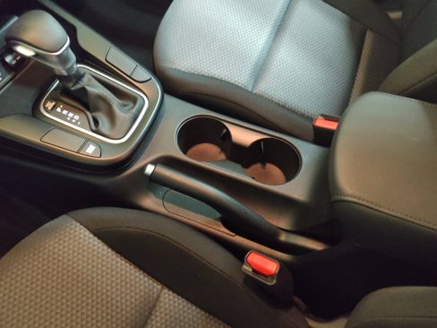 Used 2025 Kia Soul LX image 26