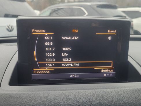 Used 2017 Audi Q3 2.0T Premium Plus w/ Premium Plus Package image 18