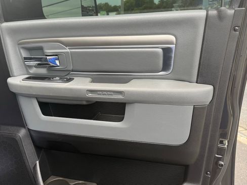 Used 2018 RAM 2500 Big Horn AWD/4WD image 27
