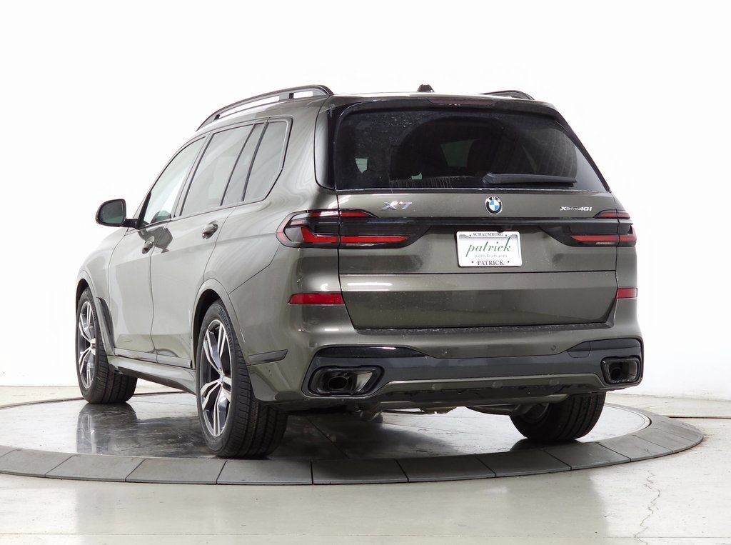 Used 2026 BMW X7 xDrive40i w/ M Sport Package AWD/4WD image 5