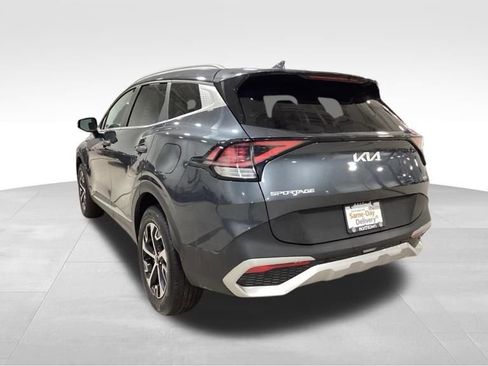 Certified 2023 Kia Sportage EX AWD/4WD image 9