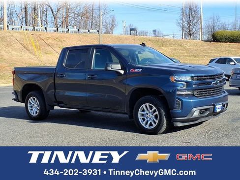 Used 2021 Chevrolet Silverado 1500 RST image 1