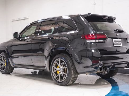 Used 2021 Jeep Grand Cherokee Trackhawk AWD/4WD image 33