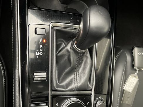 Certified 2024 MAZDA CX-30 AWD 2.5 S w/ Preferred Package image 22