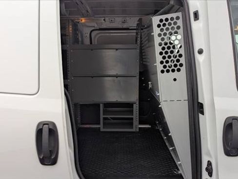 Used 2021 RAM ProMaster City Tradesman SLT FWD image 18