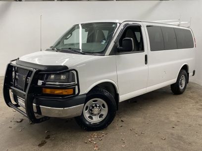Used 2017 Chevrolet Express 2500 LT w/ LT Preferred Equipment Group