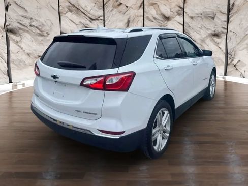 Used 2021 Chevrolet Equinox Premier AWD/4WD image 4