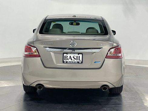 Used 2013 Nissan Altima 2.5 SV w/ 2.5SV Convenience Pkg FWD image 12