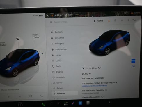 Used 2023 Tesla Model Y Long Range AWD/4WD image 11