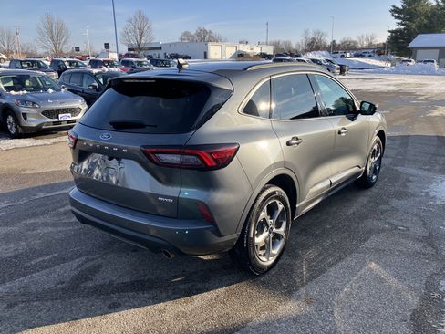 Used 2023 Ford Escape ST-Line Select w/ Tech Pack #2 image 6