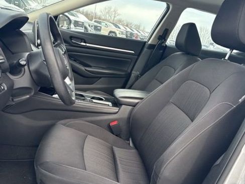 Used 2023 Nissan Altima 2.5 SV image 16