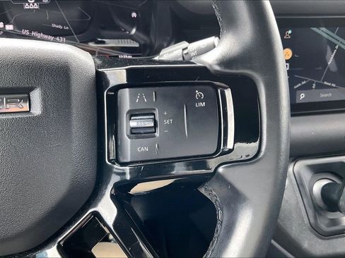 Used 2023 Land Rover Defender 110 X-Dynamic SE image 18