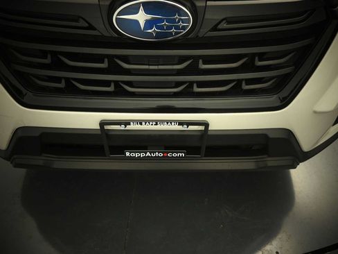Used 2023 Subaru Forester Premium AWD/4WD image 23