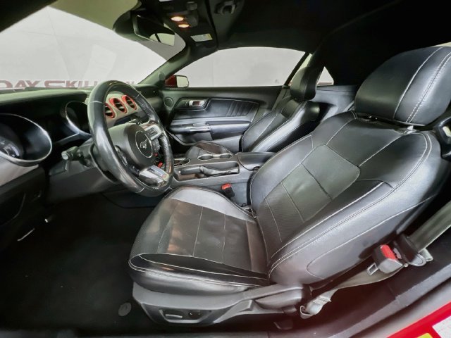 Used 2021 Ford Mustang GT Premium RWD image 9