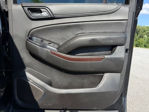 Used 2018 GMC Yukon XL SLT AWD/4WD image 45