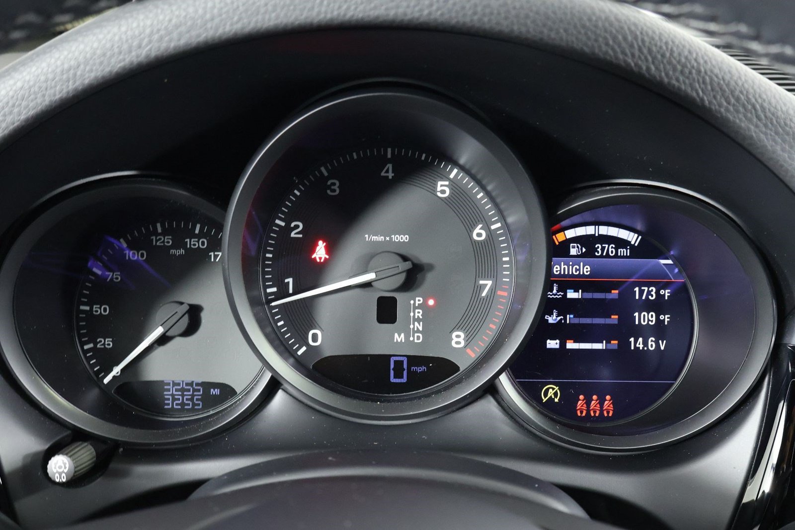 Certified 2026 Porsche Macan AWD/4WD image 16
