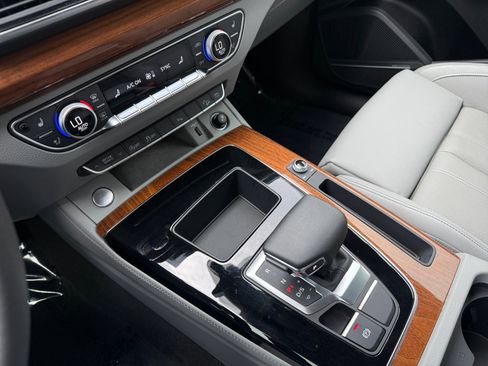 Used 2023 Audi Q5 2.0T Premium Plus w/ Premium Plus Package image 13