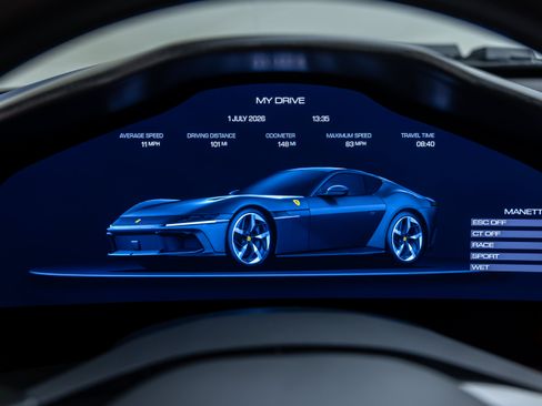 Used 2025 Ferrari 12Cilindri RWD image 39
