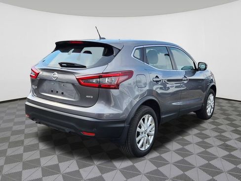 Used 2021 Nissan Rogue Sport S image 4