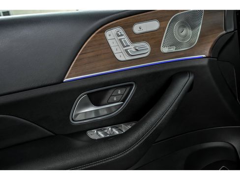 Used 2021 Mercedes-Benz GLE 350 4MATIC w/ Premium Package image 7
