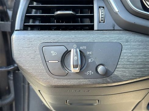 Used 2022 Audi A4 2.0T Premium Plus image 31