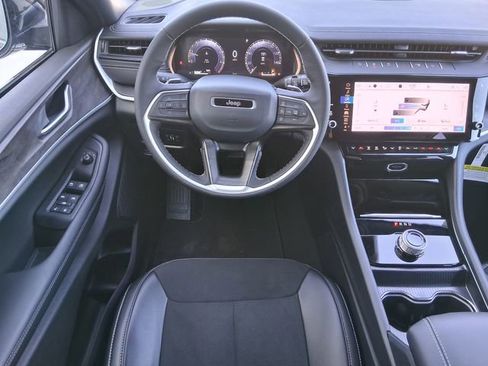 New 2026 Jeep Grand Cherokee Altitude RWD image 13