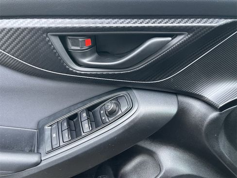 Used 2019 Subaru Crosstrek 2.0i Premium image 20