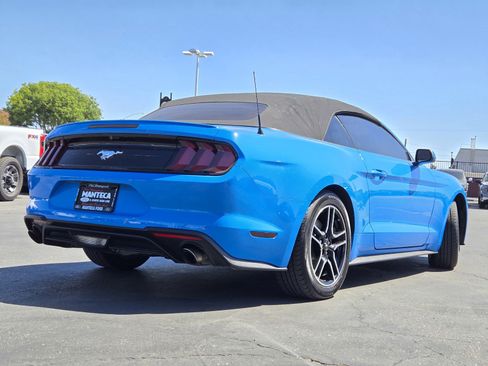 Used 2022 Ford Mustang Premium image 4