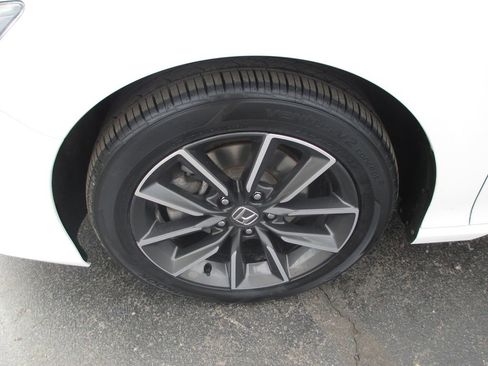 Used 2022 Honda Accord EX-L image 14