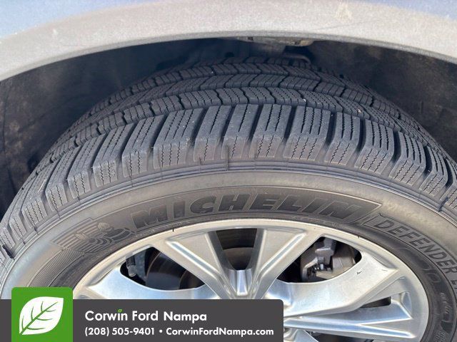 Used 2021 Ford Explorer Limited AWD/4WD image 7