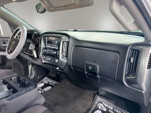 Used 2018 Chevrolet Silverado 1500 LT w/ All Star Edition AWD/4WD image 11