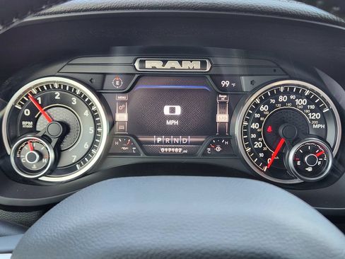 Used 2022 RAM 2500 Laramie AWD/4WD image 17
