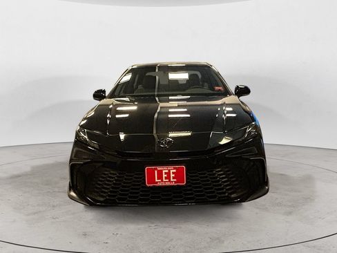New 2026 Toyota Camry SE FWD image 8
