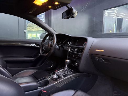 Used 2013 Audi RS 5 Coupe w/ Audi MMI Navigation Plus Pkg AWD/4WD image 21