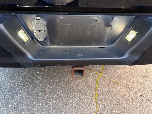 Used 2018 Ford F150 XLT w/ Equipment Group 302A Luxury AWD/4WD image 35