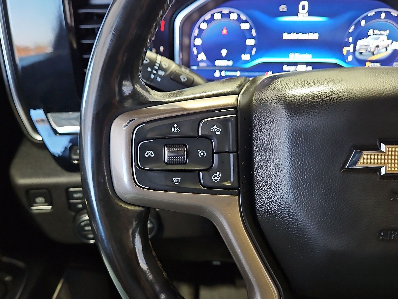 Used 2024 Chevrolet Silverado 3500 High Country w/ High Country Premium Package AWD/4WD image 20