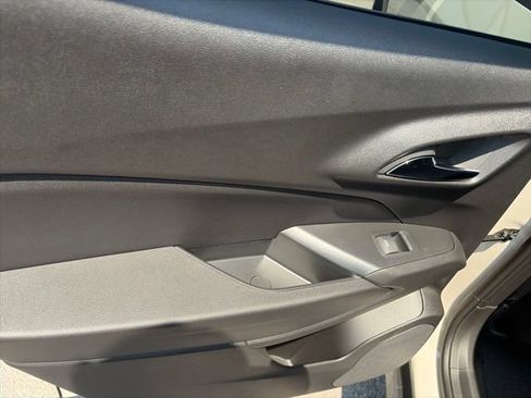 New 2026 Chevrolet Trax RS w/ Driver Confidence Package FWD image 12