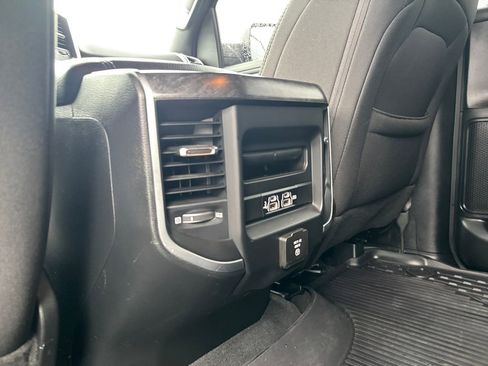 Used 2019 RAM 1500 Big Horn image 35