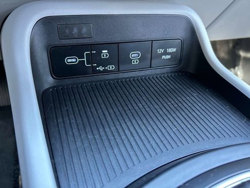 Used 2024 Hyundai Kona SEL AWD/4WD image 31
