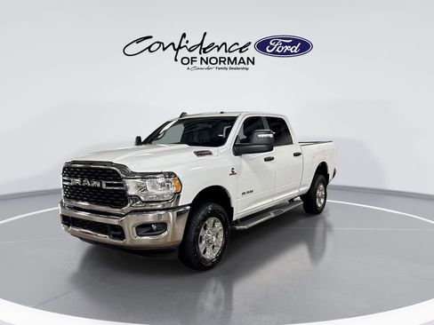 Used 2024 RAM 2500 Big Horn AWD/4WD image 3