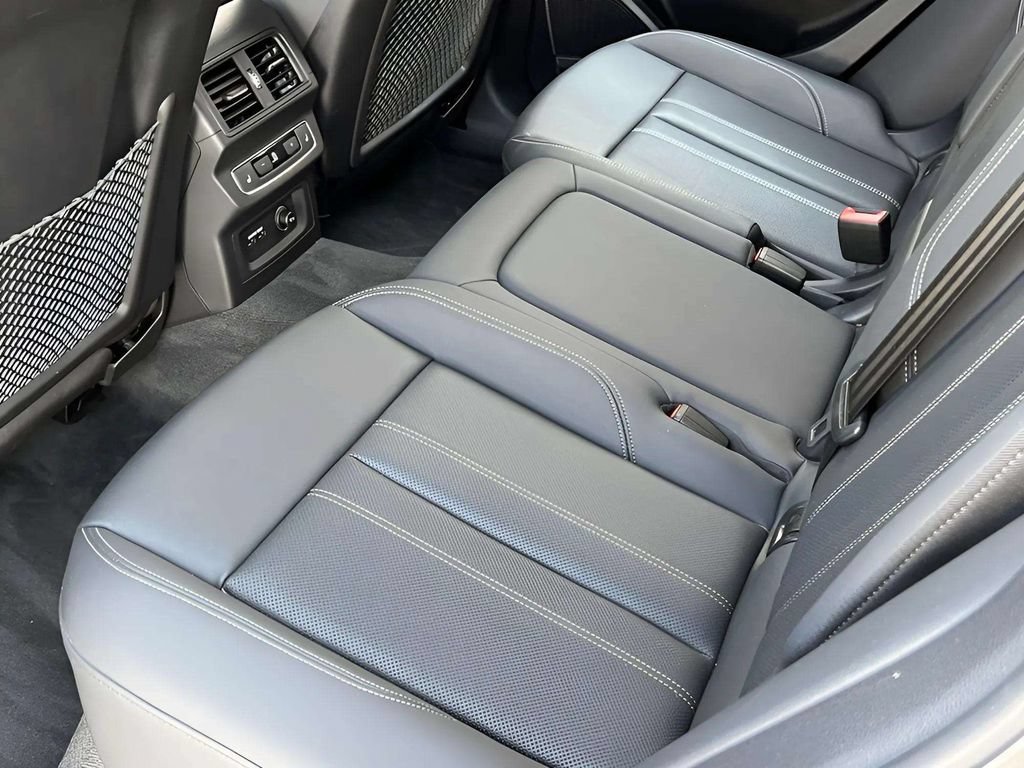 Used 2021 Audi Q5 e Prestige w/ Prestige Package AWD/4WD image 15