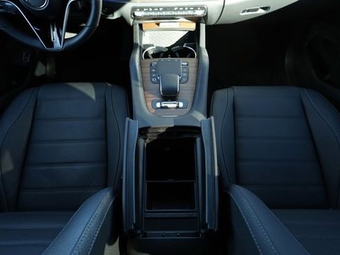 Certified 2025 Mercedes-Benz GLE 580 4MATIC image 31