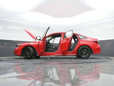 Used 2025 Honda Civic Sport image 43