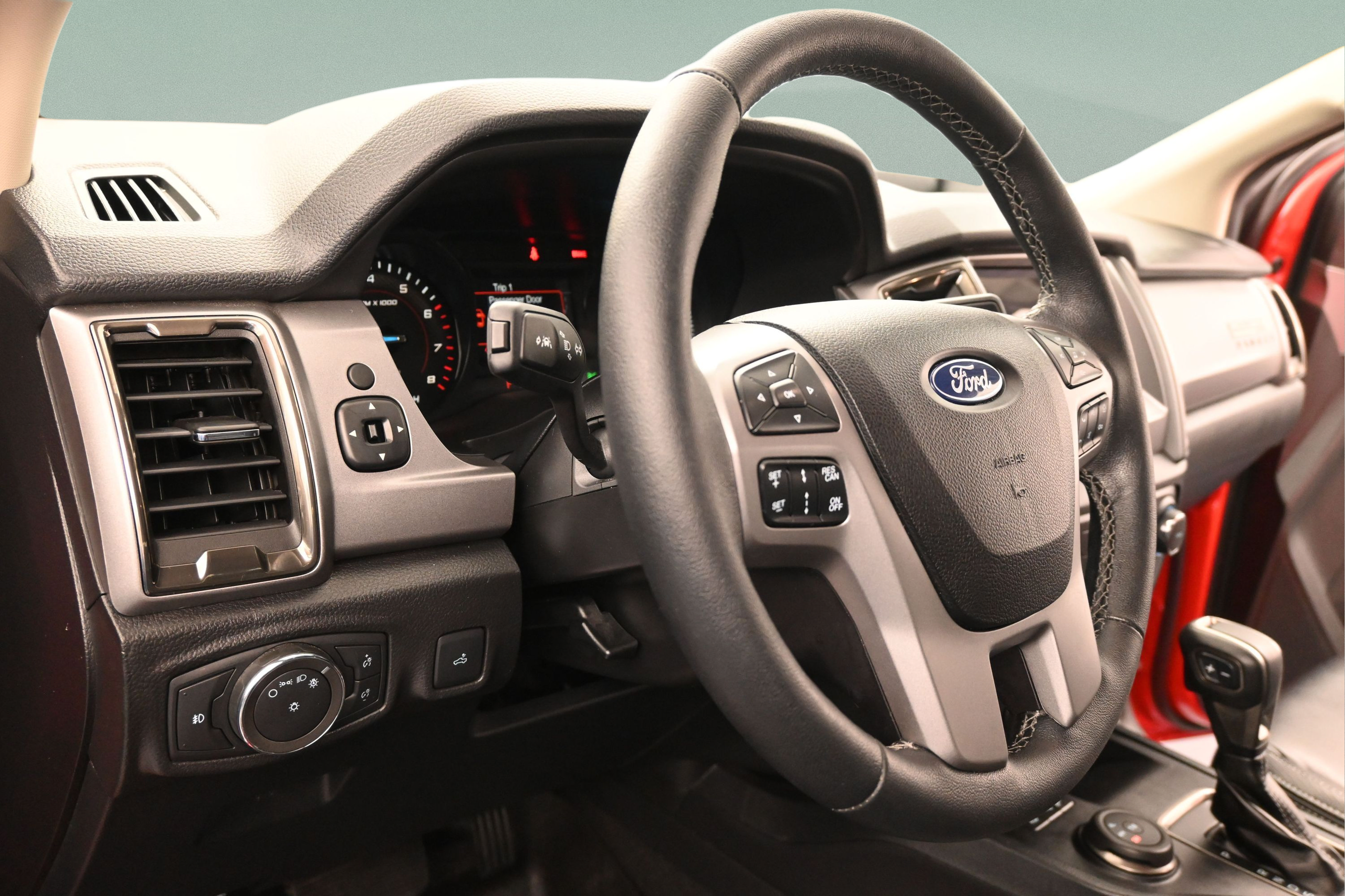 Used 2022 Ford Ranger XLT w/ Equipment Group 302A High AWD/4WD image 12