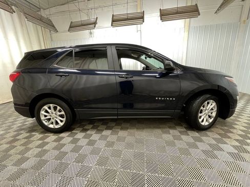 Certified 2021 Chevrolet Equinox LS w/ LS Convenience Package FWD image 17