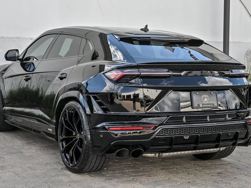 Used 2024 Lamborghini Urus S AWD/4WD image 41